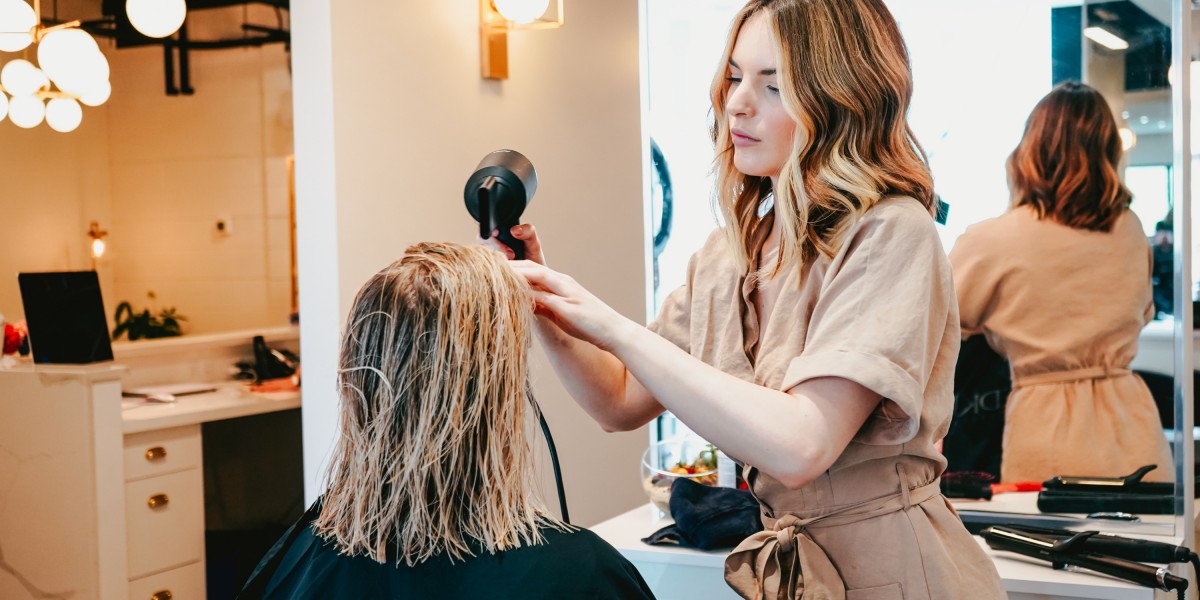 Gestionnaire d  un  salon  de coiffure